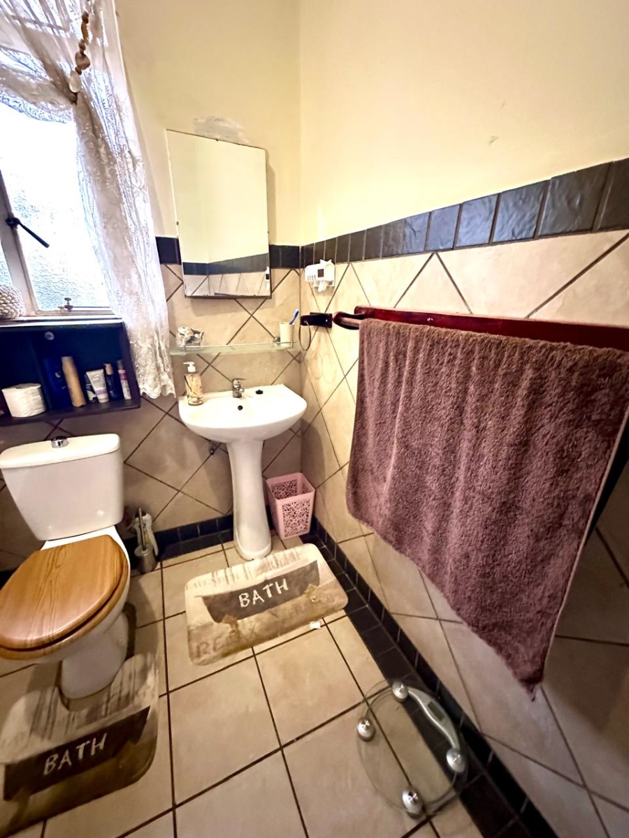 4 Bedroom Property for Sale in Parys Free State
